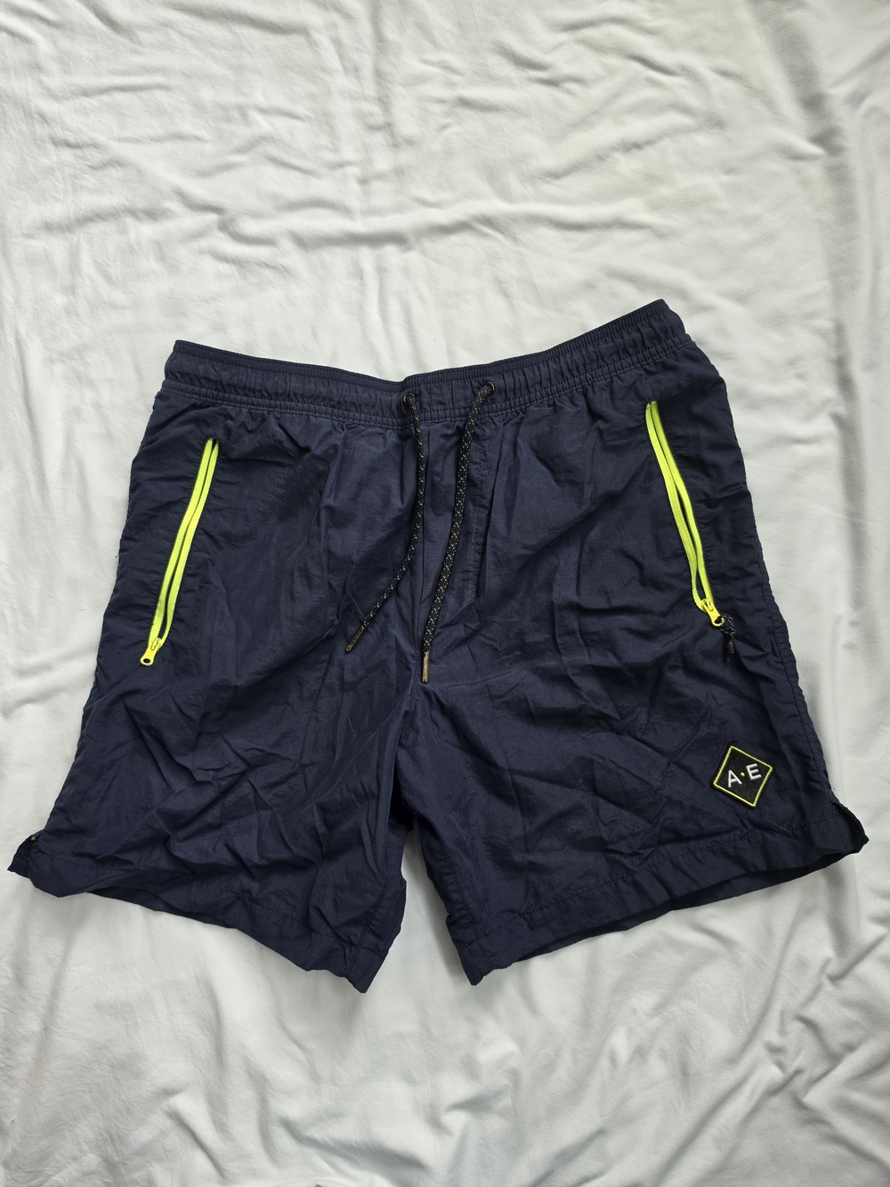American Eagle All Day Mens Medium Navy Neon Swim Trunks 7" Inseam